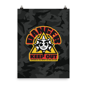 Keep Out Poster black